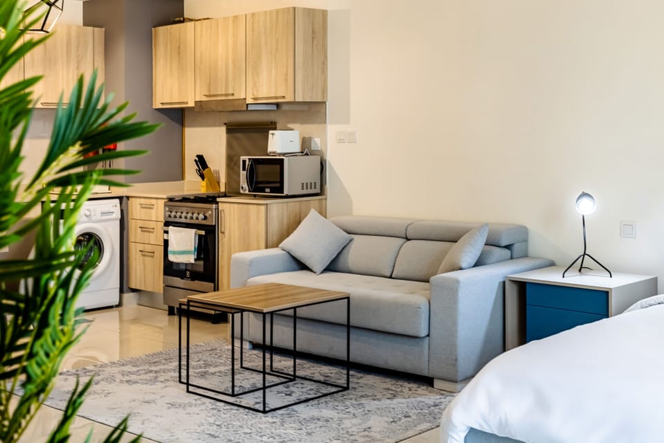 Deluxe Studio with Kitchen and Balcony | In-room safe, individually decorated, individually furnished