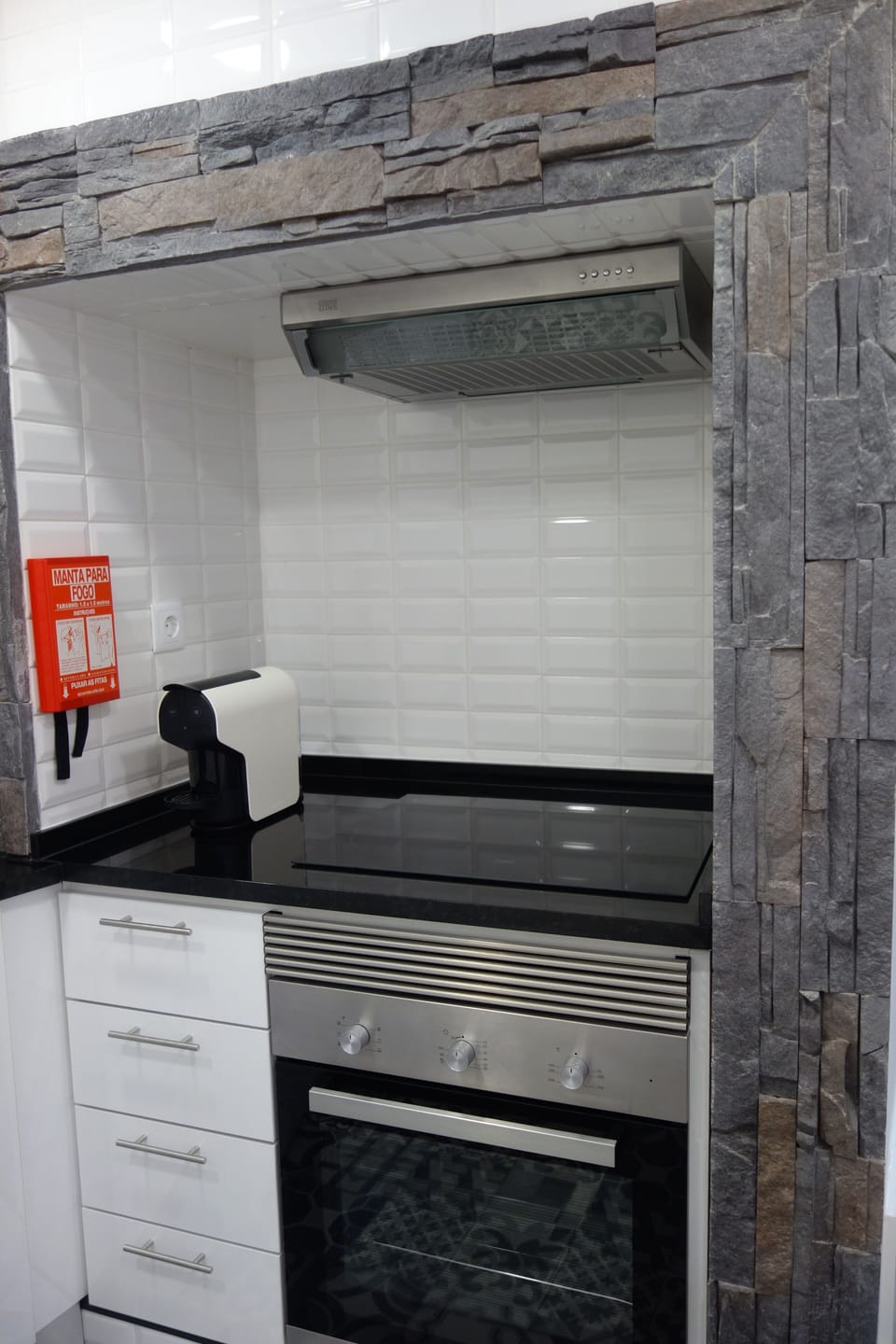 Apartment | Private kitchen | Oven, stovetop, dishwasher, toaster