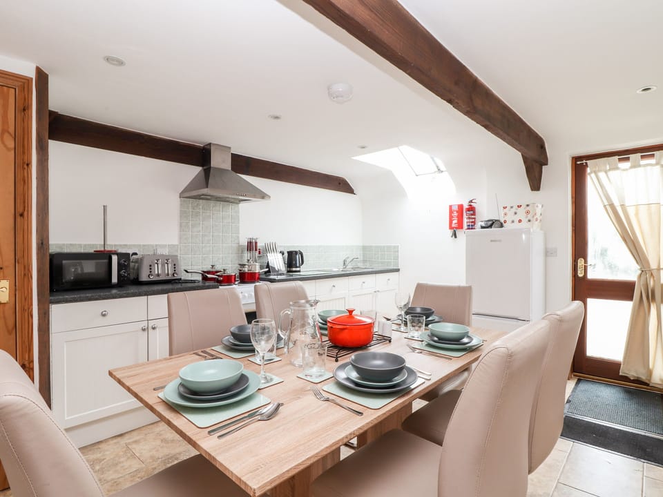 Cottage | Interior