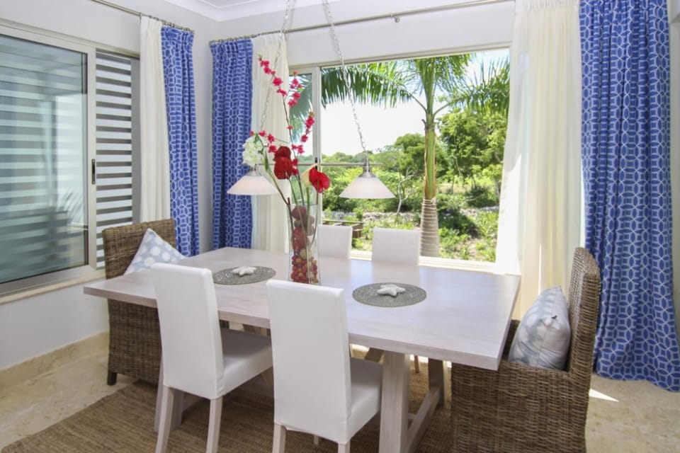 House | 3 bedrooms, in-room safe