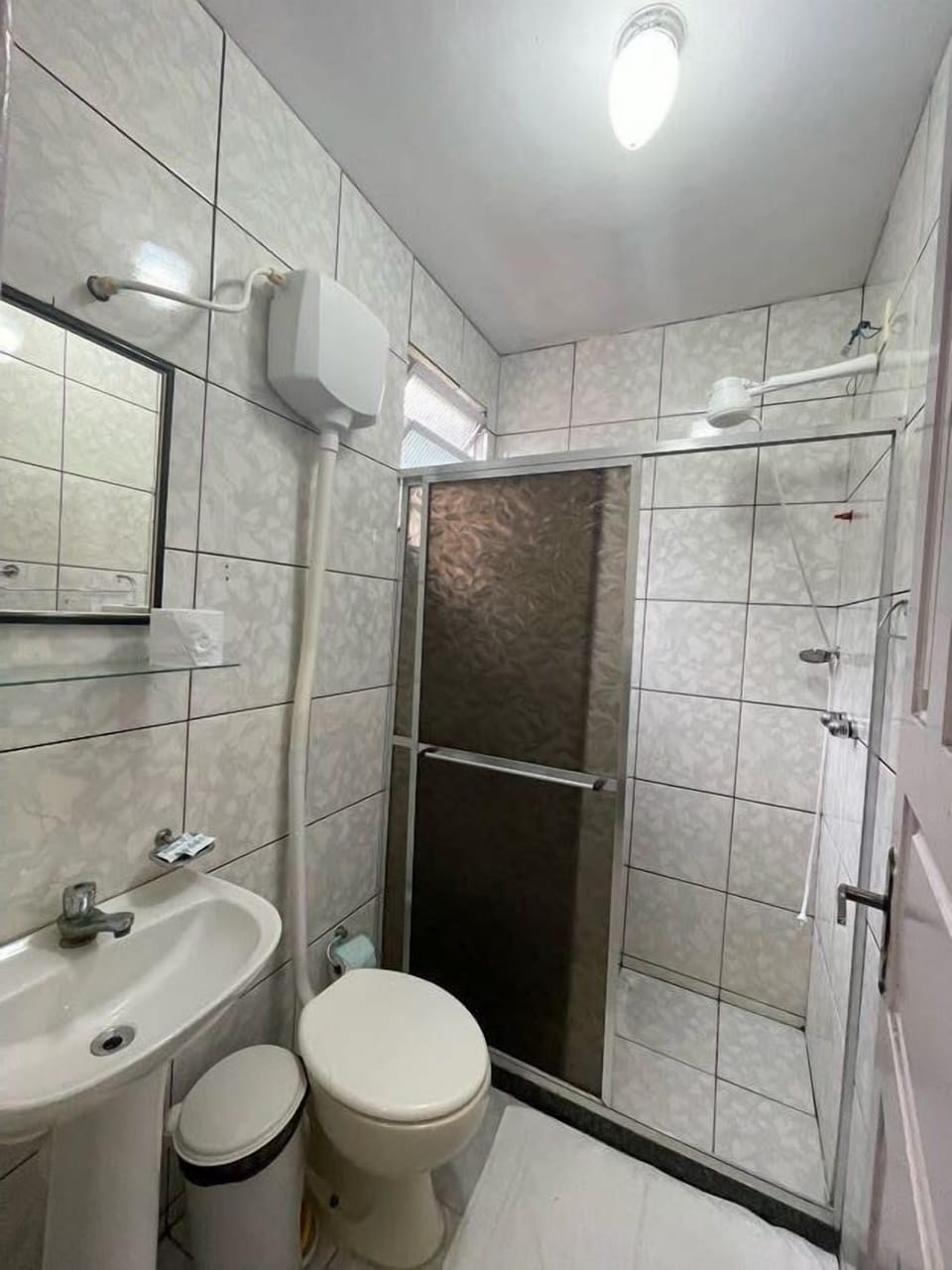 Shower, towels