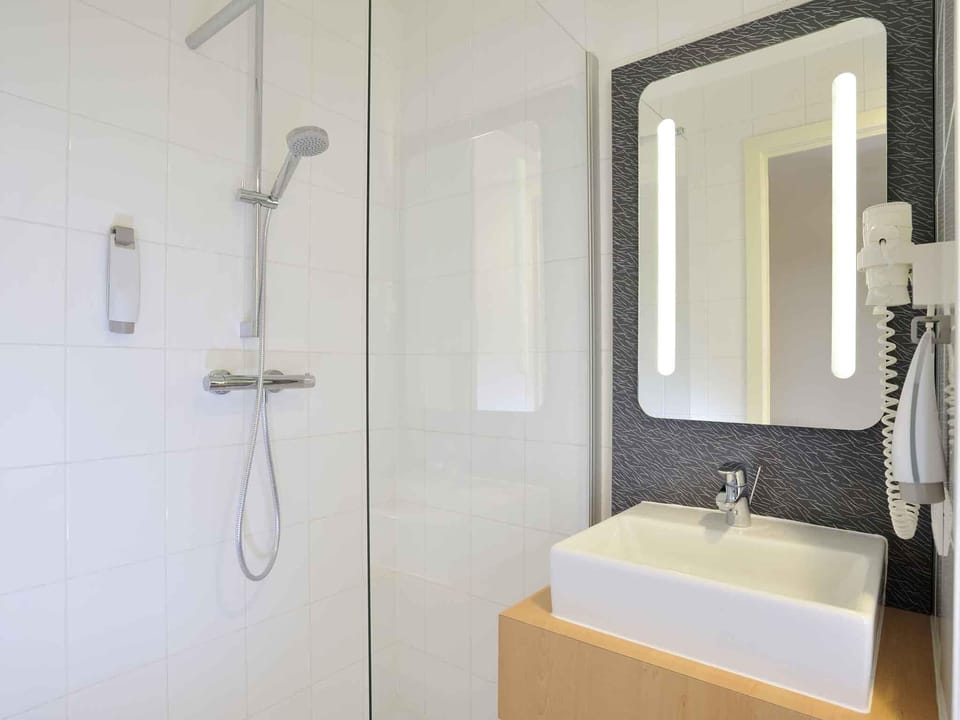 Premium bedding, desk, soundproofing, iron/ironing board