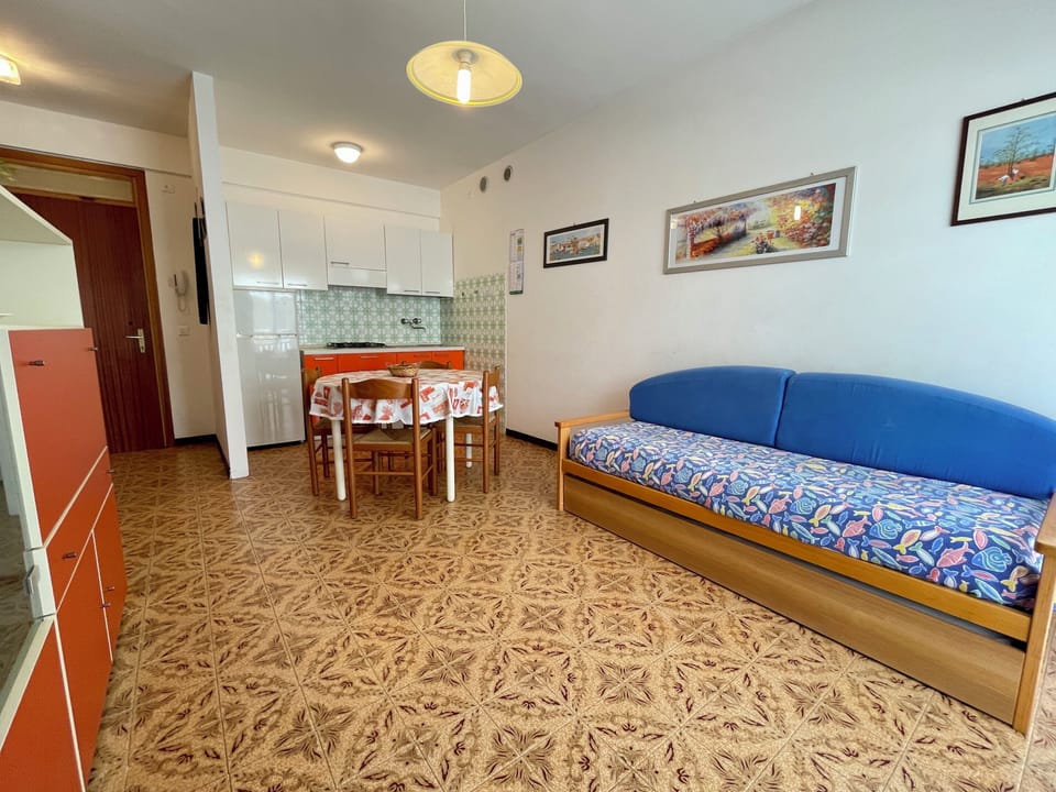 Apartment, 1 Bedroom, Balcony, Ocean View | 2 bedrooms