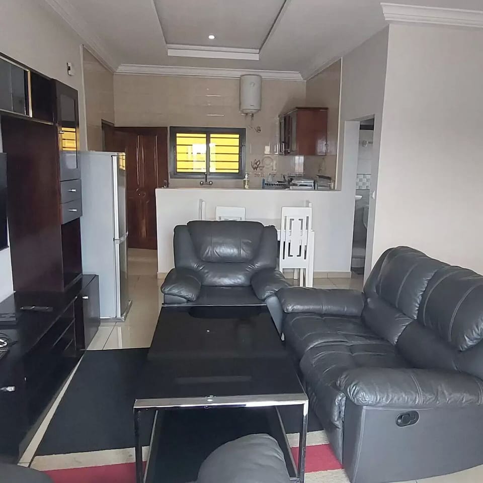 Panoramic Studio Suite | Desk, laptop workspace, blackout drapes, WiFi (free)