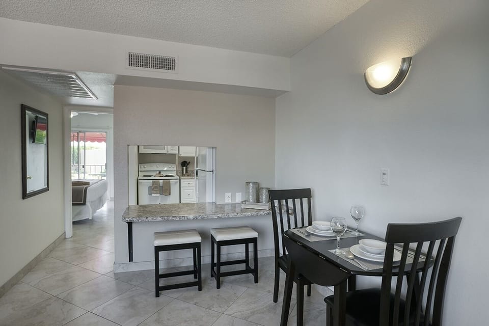 Apartment, 1 Bedroom | Private kitchen | Fridge, oven, coffee/tea maker, toaster