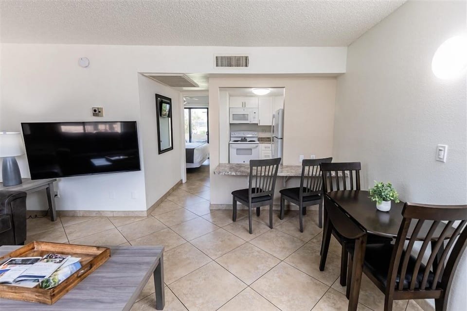 Apartment, 1 Bedroom | Interior