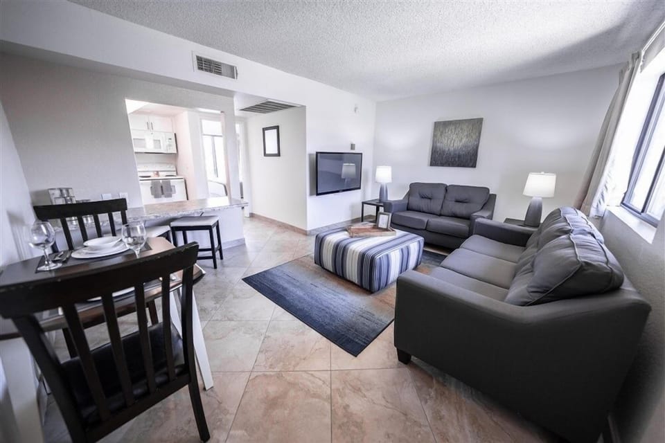 Apartment, 1 Bedroom | Living area