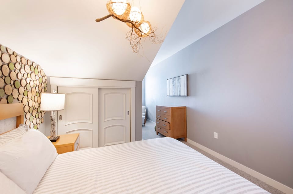 Condo, 3 Bedrooms | 3 bedrooms, iron/ironing board, WiFi (free)