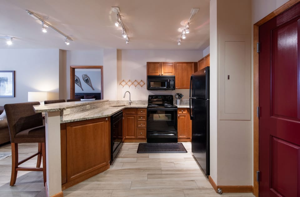 Condo, 2 Bedrooms | Private kitchen | Coffee/tea maker, fridge, oven, toaster
