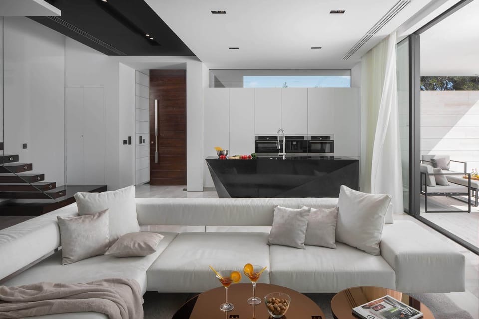 Luxury Villa, 4 Bedrooms, Private Pool, Garden View | Private kitchen | Full-size fridge, microwave, oven, stovetop