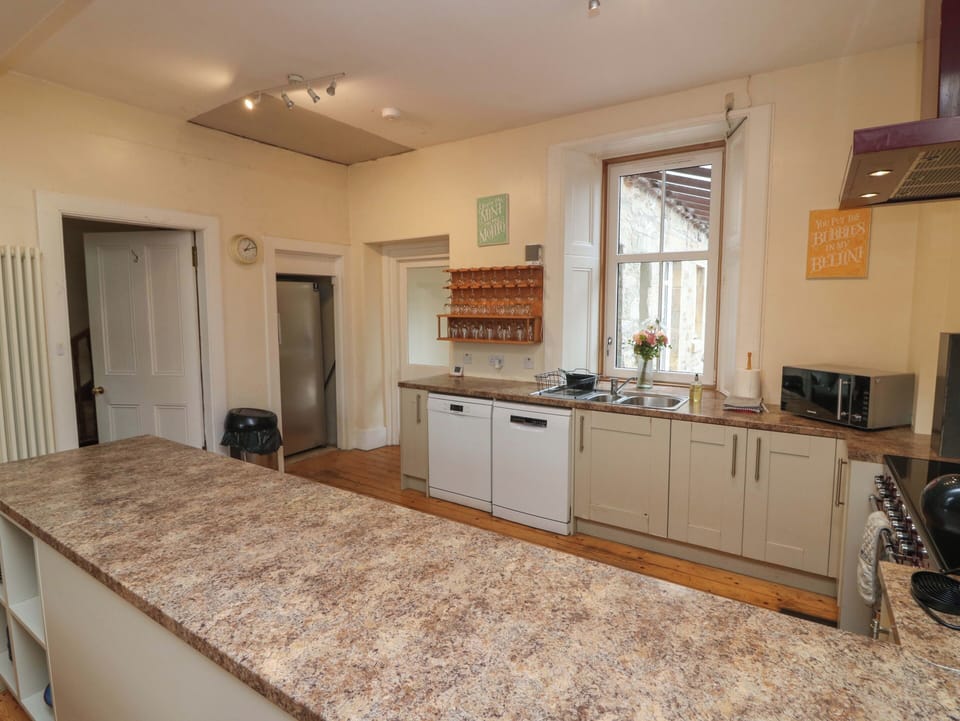 Fridge, dishwasher, electric kettle, toaster
