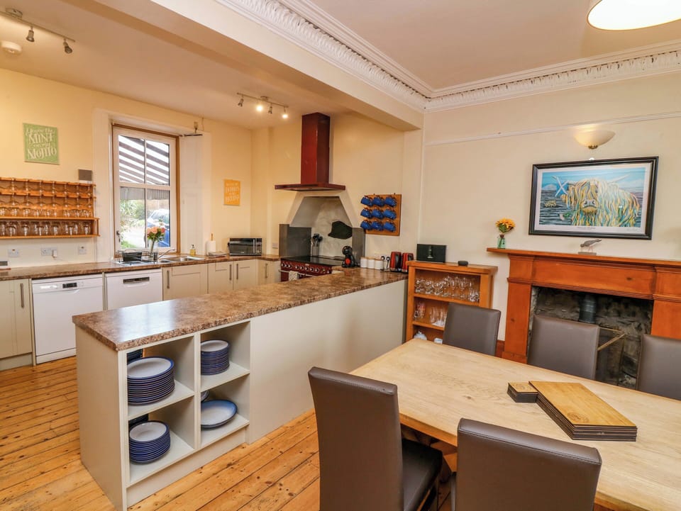 Fridge, dishwasher, electric kettle, toaster