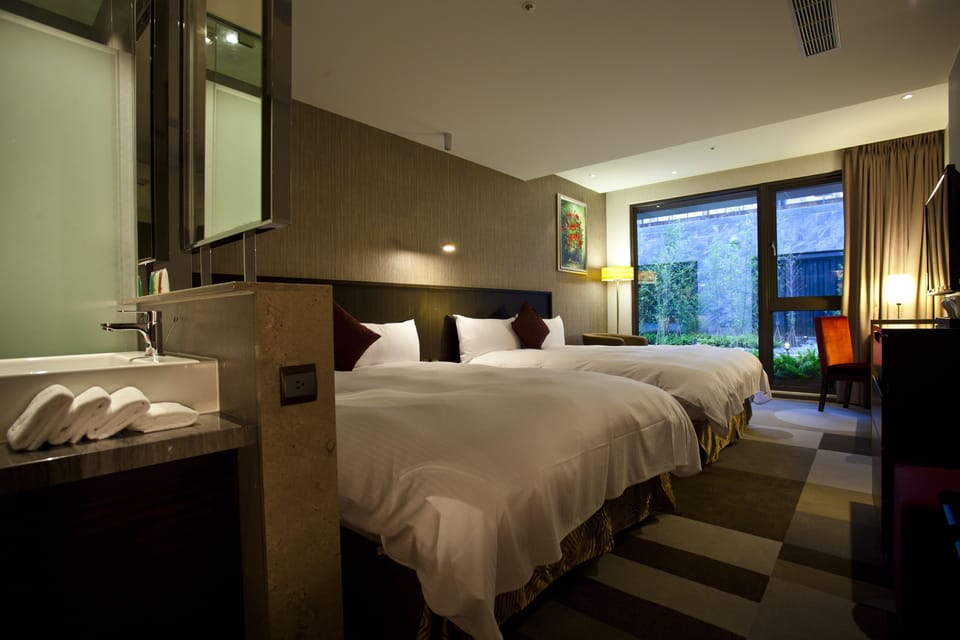 Basic Quadruple Room, 2 Double Beds (Saturn) | Free cribs/infant beds, free WiFi, bed sheets