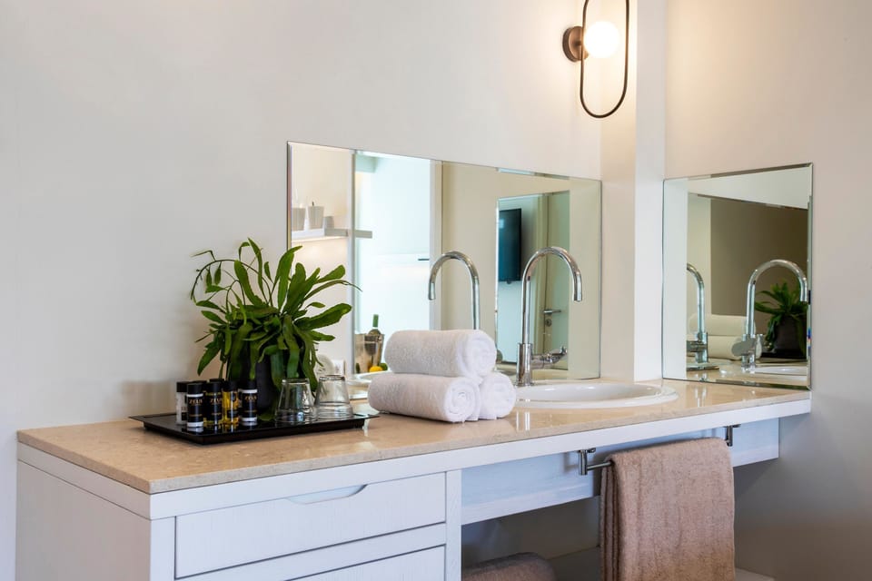 Family Room Open Plan | Bathroom | Free toiletries, hair dryer, bathrobes, slippers