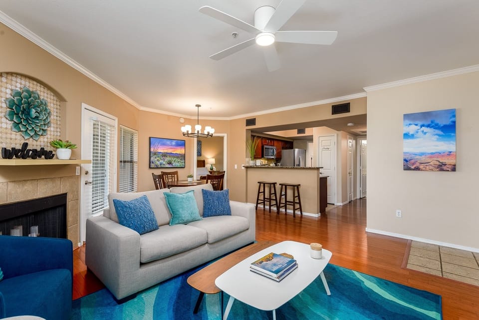 Condo, 2 Bedrooms | Living area | Smart TV