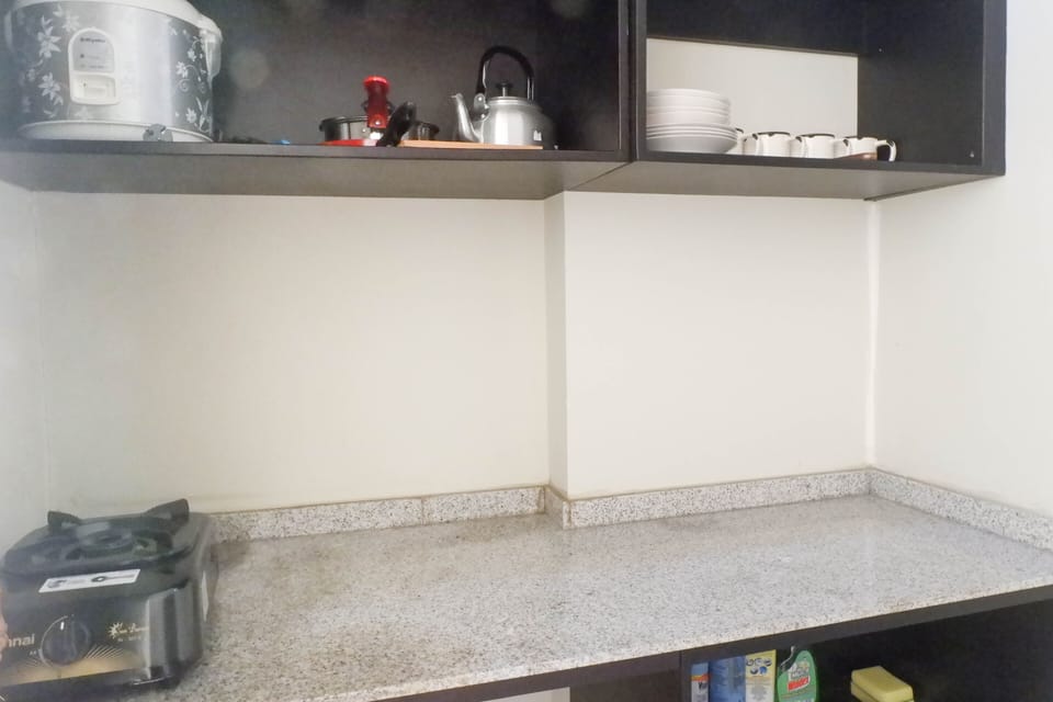 Fridge, stovetop, cookware/dishes/utensils