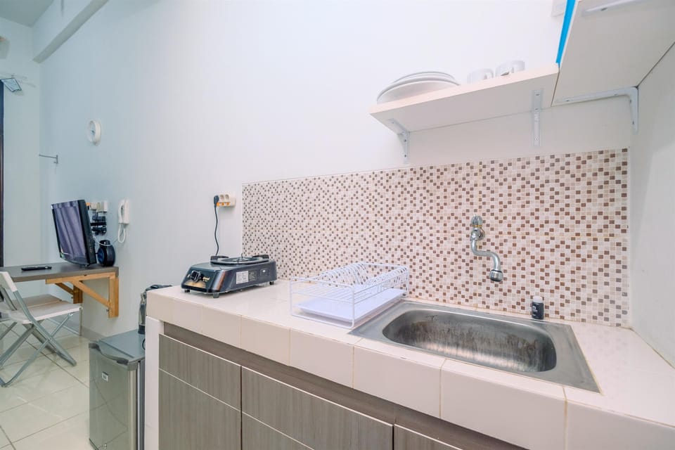 Fridge, stovetop, cookware/dishes/utensils
