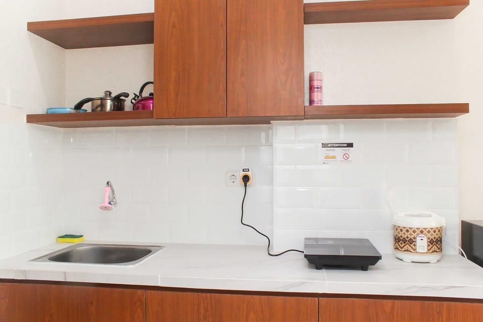 Fridge, stovetop, cookware/dishes/utensils