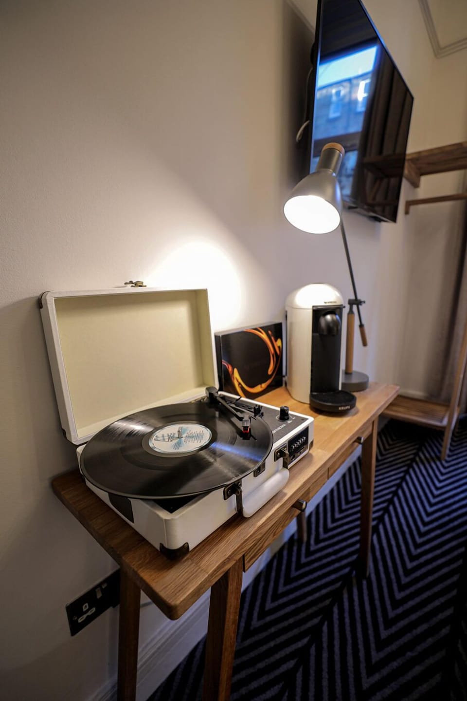 Standard Double Room | Individually decorated, individually furnished, desk, laptop workspace