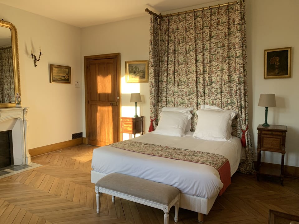 Superior Double Room, Ensuite, Park View (Chambre Jeanne Guesnet) | 1 bedroom