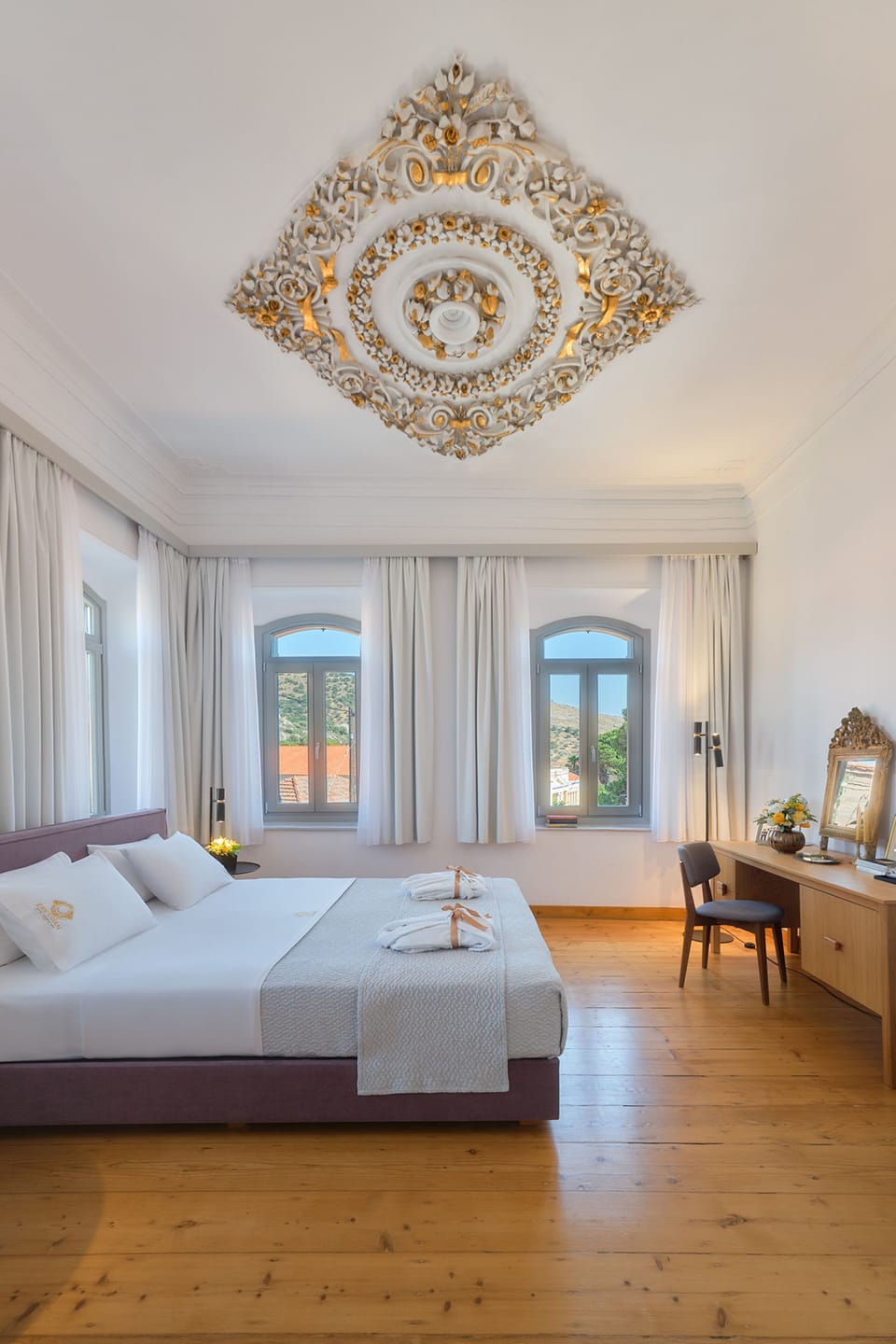 Superior Suite, Sea View | Egyptian cotton sheets, premium bedding, down comforters, minibar