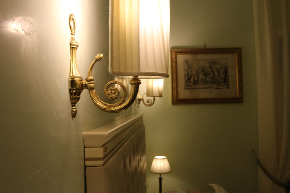 Free minibar items, in-room safe, desk, soundproofing