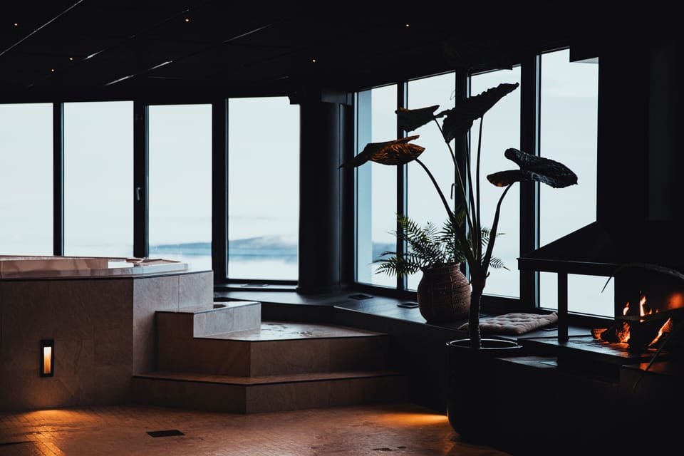 Sauna, hot tub, steam room, massages
