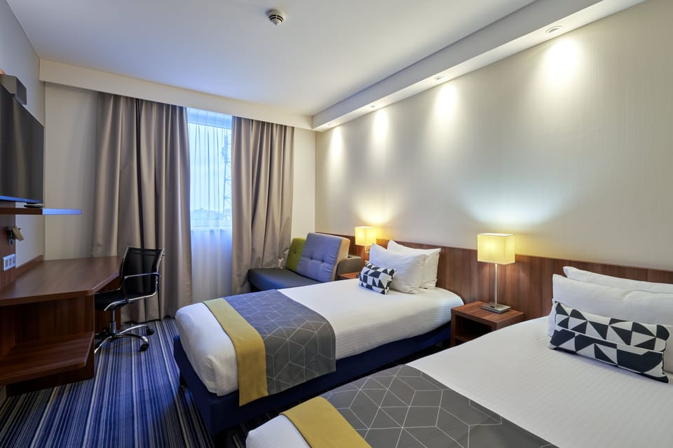 Standard Room, 2 Twin Beds (Free Breakfast) | Premium bedding, in-room safe, desk, soundproofing