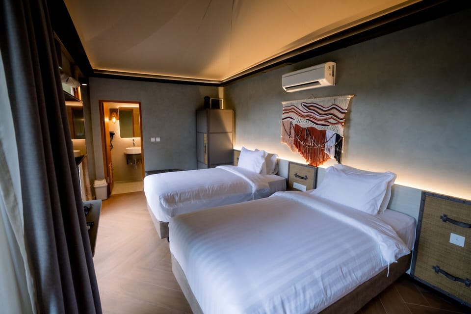 Cherokee Tent | Iron/ironing board, free WiFi, bed sheets