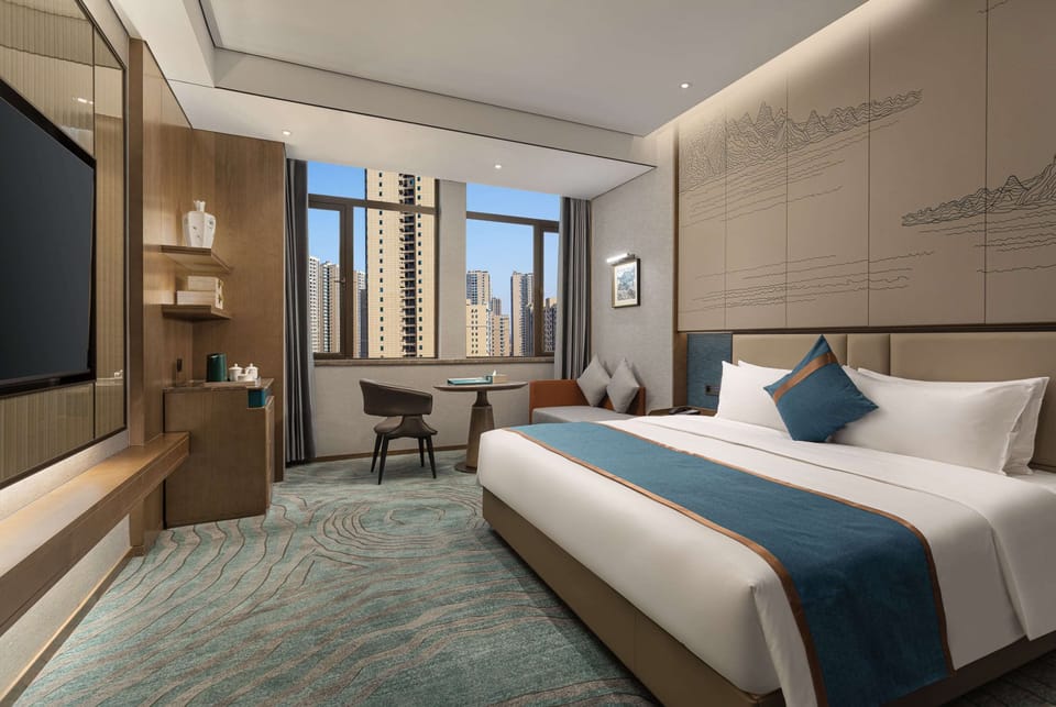 Room, 1 King Bed, Smoking | WiFi (free), bed sheets