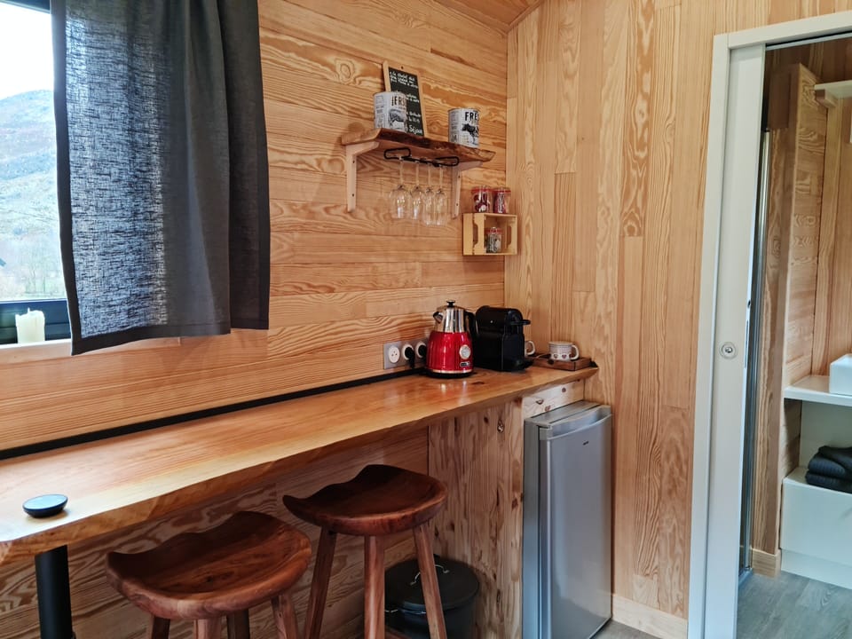Deluxe Chalet, Ensuite, Mountain View | Interior