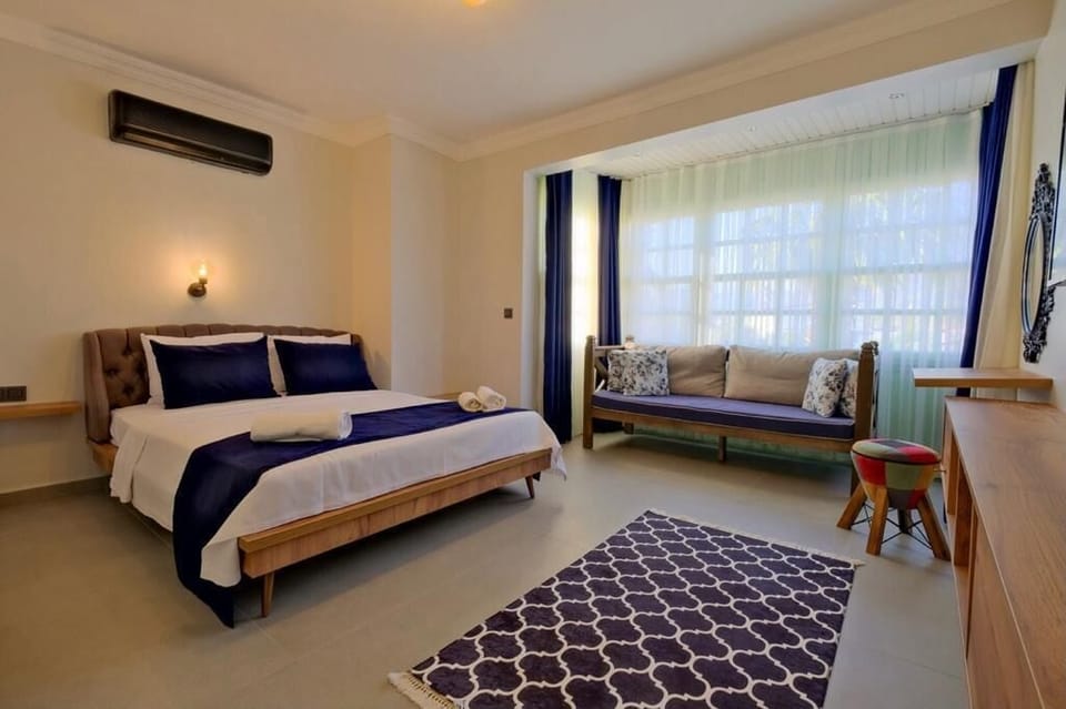 Individually decorated, desk, soundproofing, bed sheets