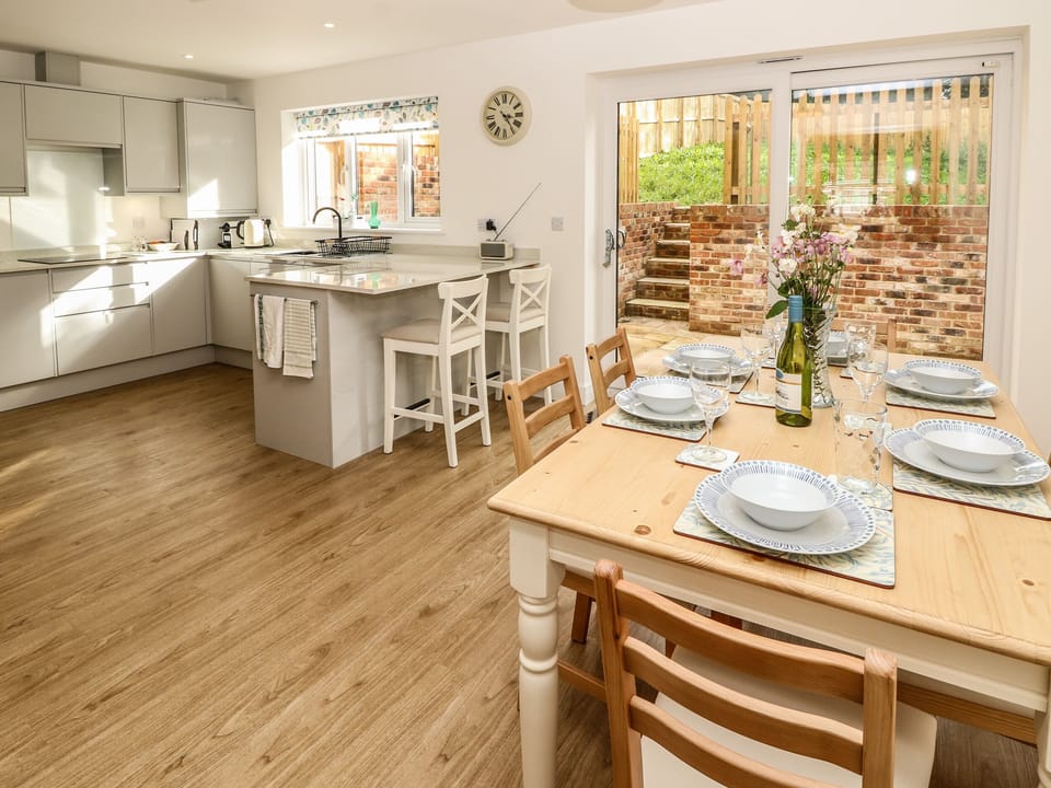 Cottage | Interior