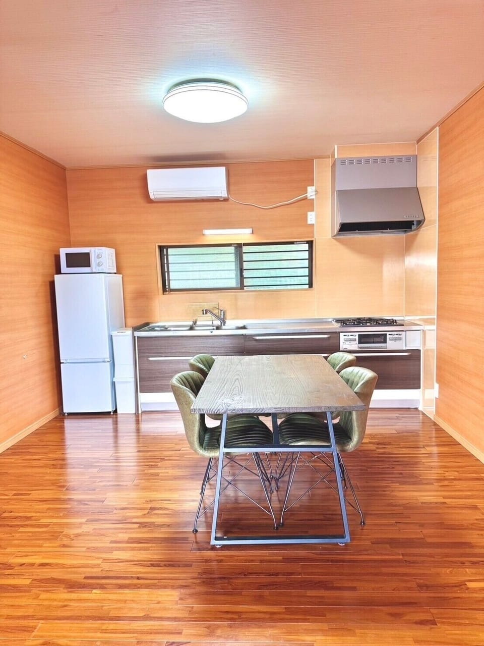Family Villa | Dining room
