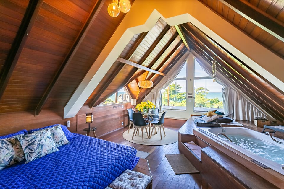Honeymoon Room, 1 Bedroom | Minibar, blackout drapes, travel crib, free WiFi