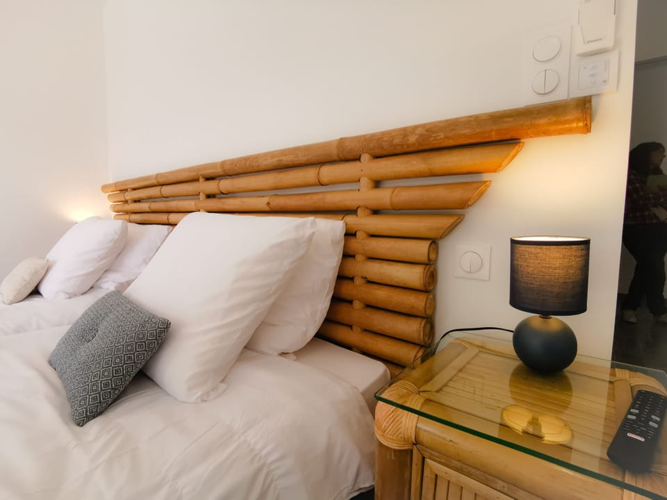 Premium bedding, pillowtop beds, individually furnished, desk