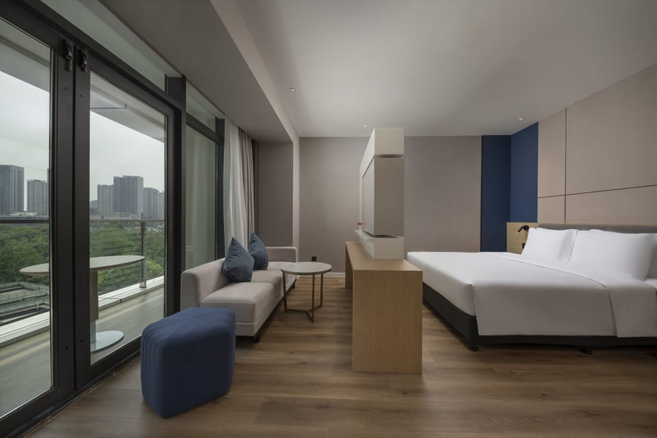 In-room safe, desk, soundproofing, iron/ironing board