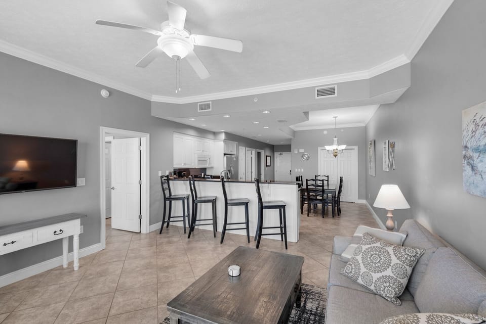 Condo, Multiple Beds, Pool Access | Living area | 43-inch TV with digital channels