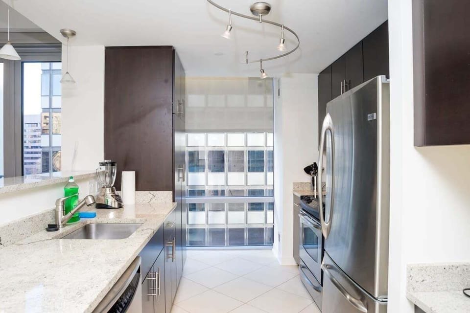 Apartment, 2 Bedrooms | Private kitchen | Coffee/tea maker, fridge, microwave, oven