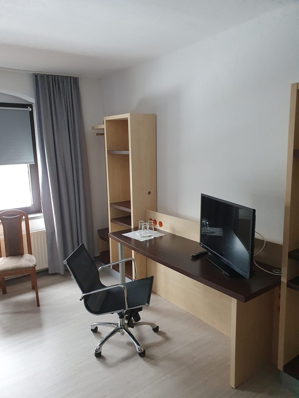 Classic Double Room, Ensuite, City View | Interior