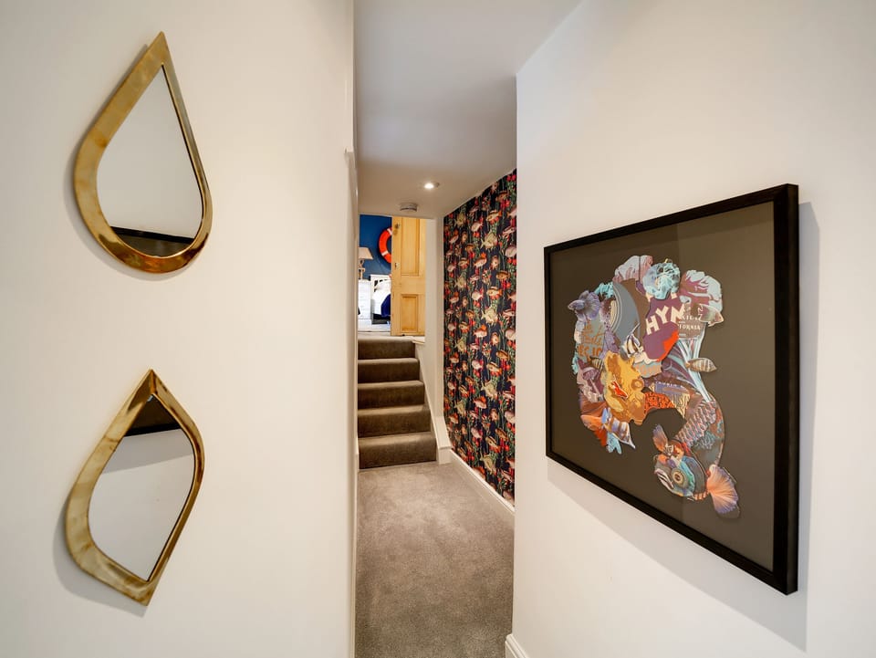 Cottage | Interior