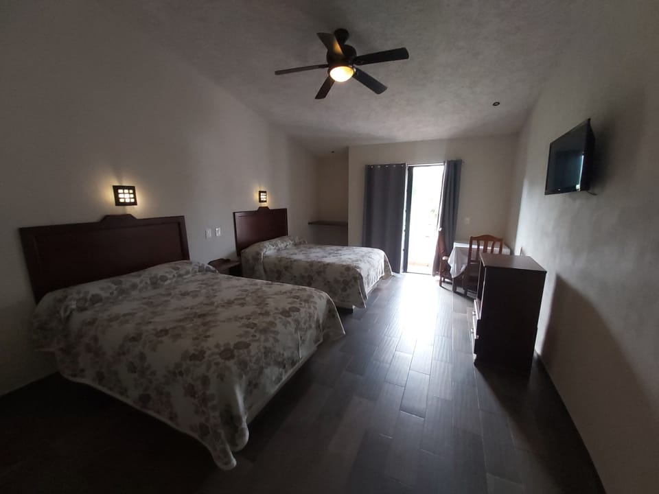 Standard Double Room | Bed sheets