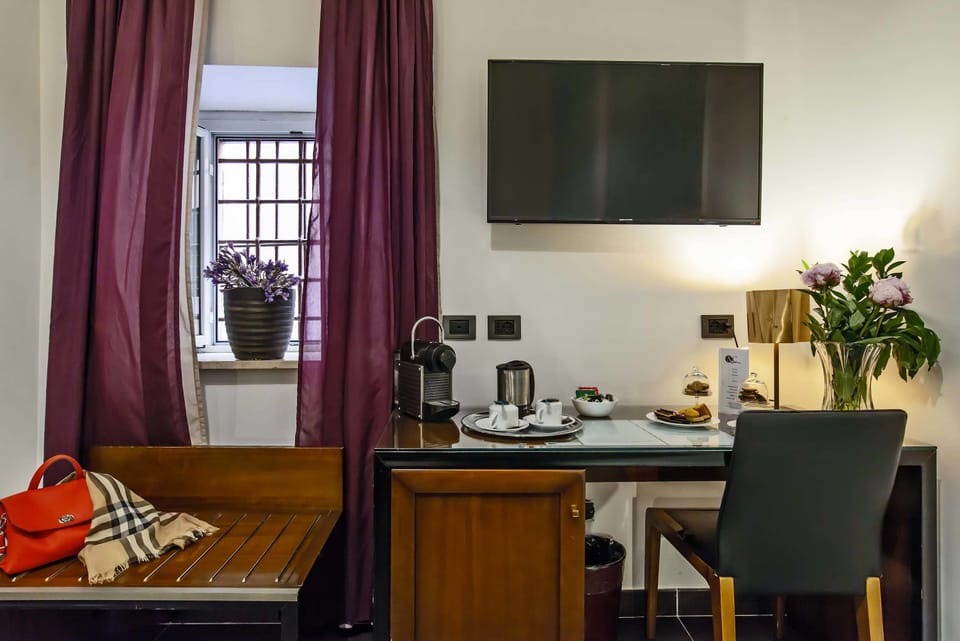 Family Room | Hypo-allergenic bedding, minibar, in-room safe, blackout drapes