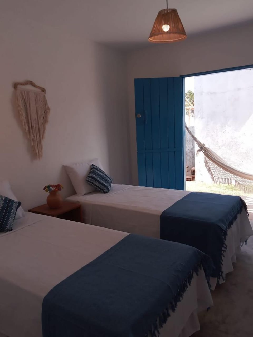 Comfort Single Room | Pillowtop beds, free WiFi