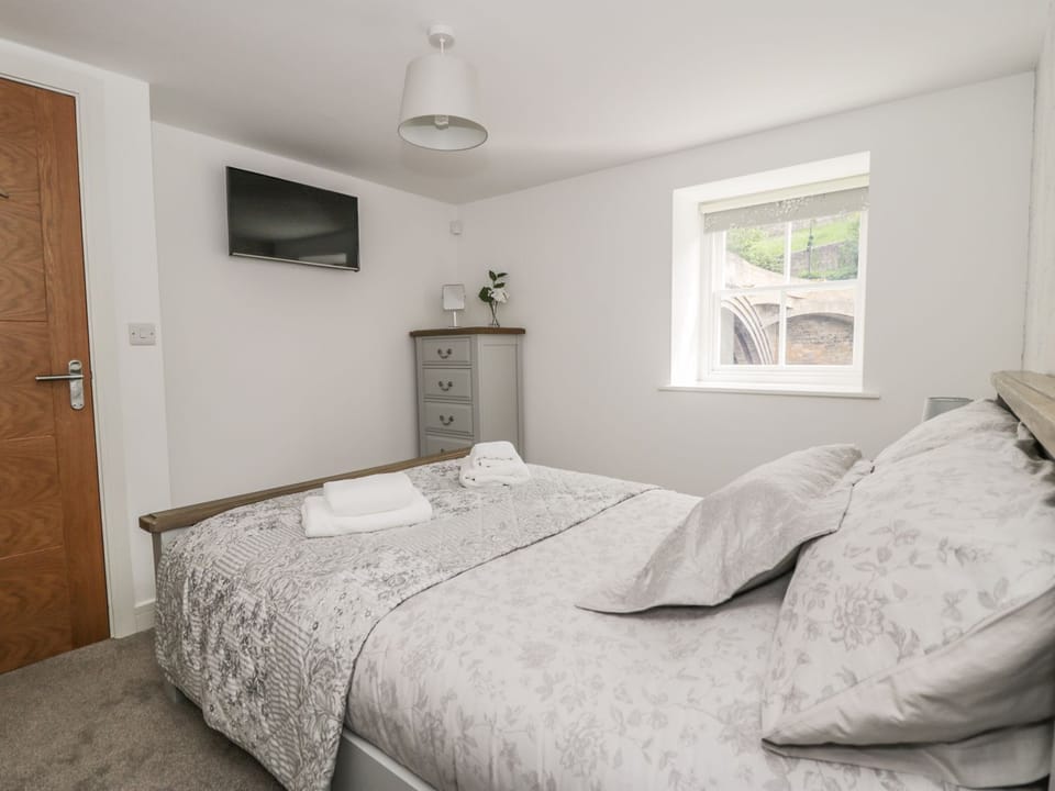 1 The Riverside Cottage in Barnard Castle