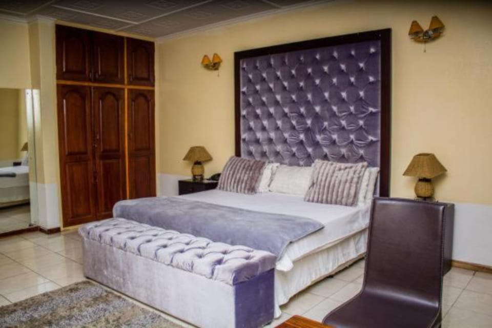Standard Double Room | Free WiFi, bed sheets