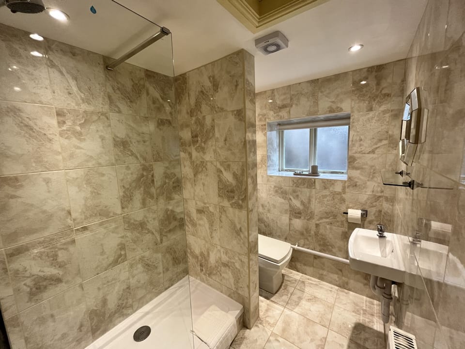 Double Room, Ground Floor (Self Contained Unit) | Bed sheets
