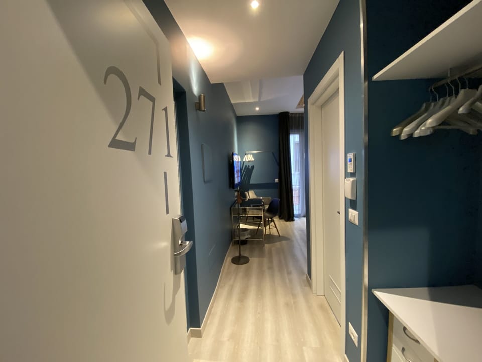 Deluxe Double or Twin Room | In-room safe, desk, travel crib, free WiFi