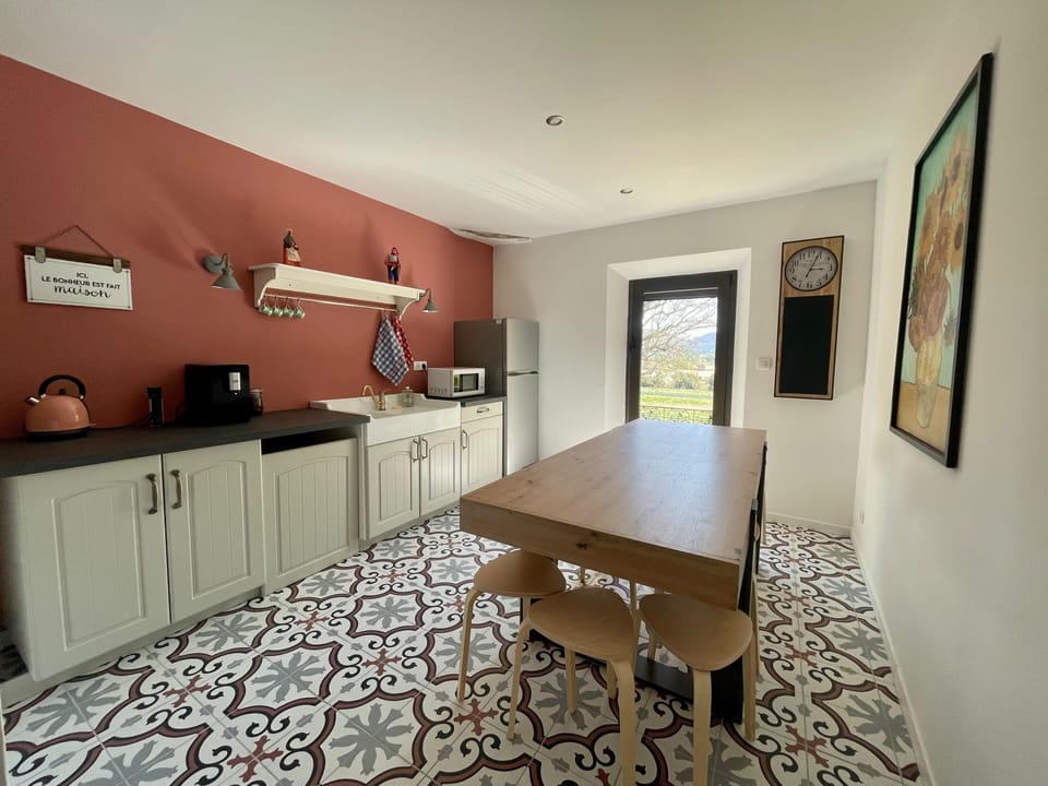 Fridge, microwave, dishwasher, espresso maker