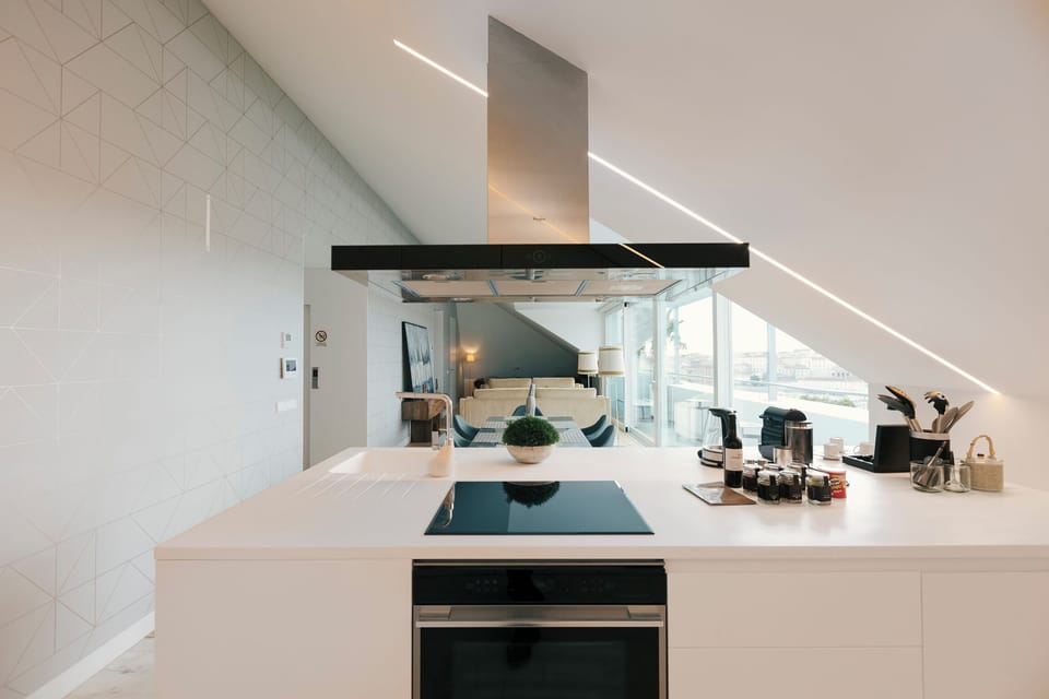 Penthouse, 2 Bedrooms, Balcony, City View | Private kitchen | Espresso maker, eco-friendly cleaning products